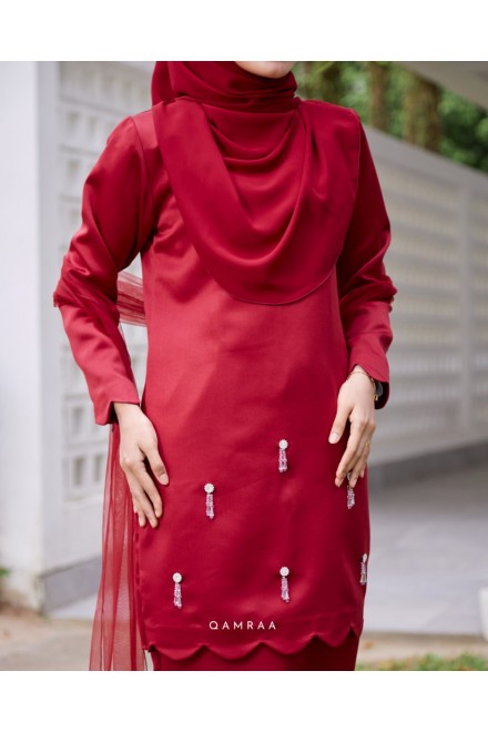 YUMNA MAROON